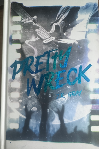 Pretty Wreck cover