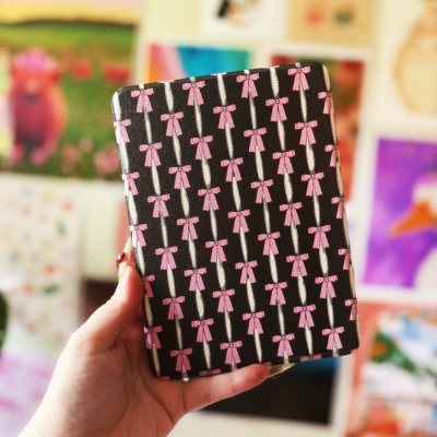 Skull & Bows Kindle Case