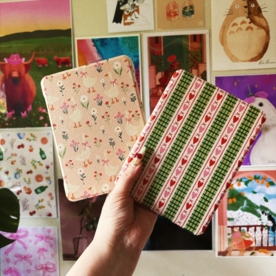 Checkered Hearts Kindle Case