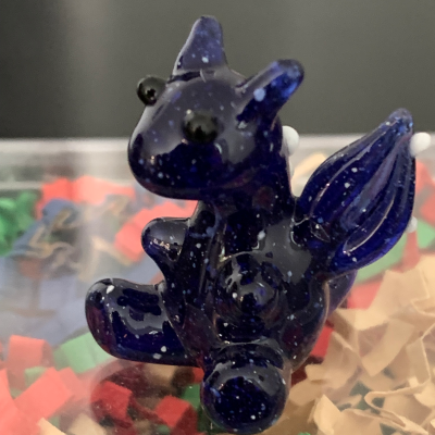 Glass Figurine: Baby Dragon w/Dragon Nest