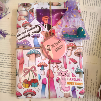 UPGRADED - Blind Date With a Book