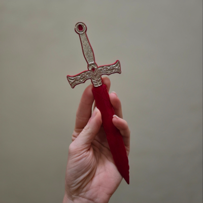 Poppy Metal Dagger Replica