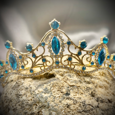 Tiara with turquoise blue rhinestones (smaller)
