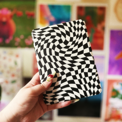 Wavy Checkered Black and White Kindle Case